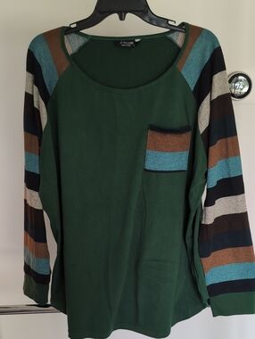 Green Striped Sleeve Long-Sleeve Tee